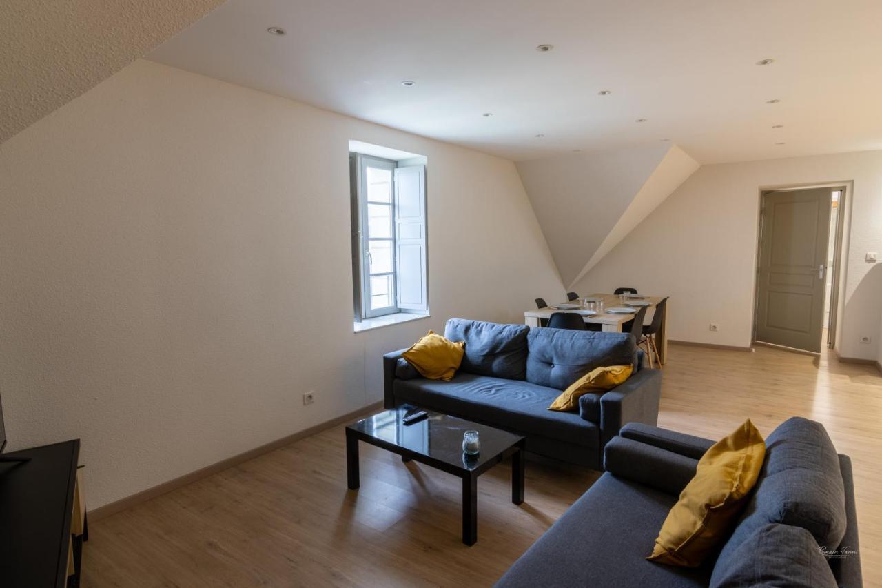 Magnifique Appartement Renove Dans Residence Saumur Ngoại thất bức ảnh